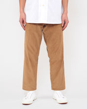 Load image into Gallery viewer, Cropped Trousers
